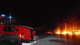 Ухтинец снял на видео, как горит дом в Веселом куте