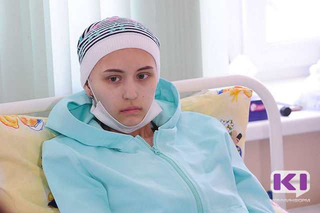 Больной раком юной воркутинке собрали 244 тысячи рублей