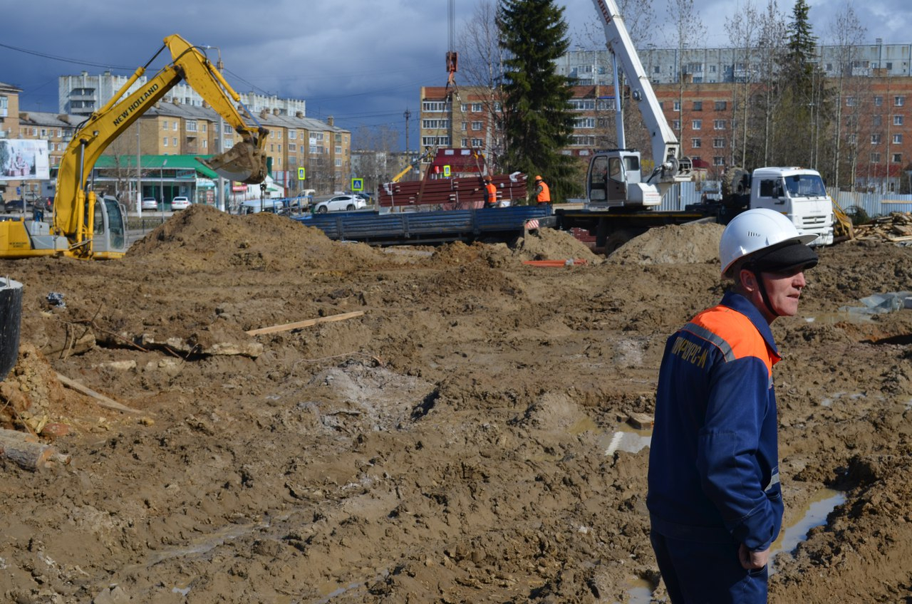 В Сосногорске строительство нового бассейна завершится уже в декабре