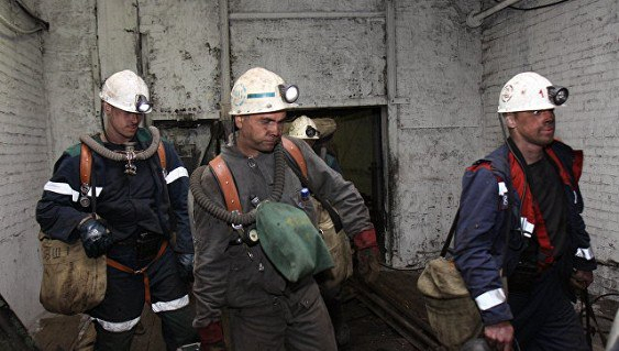Около 300 шахтеров Инты не вышли на работу из-за задержанной зарплаты