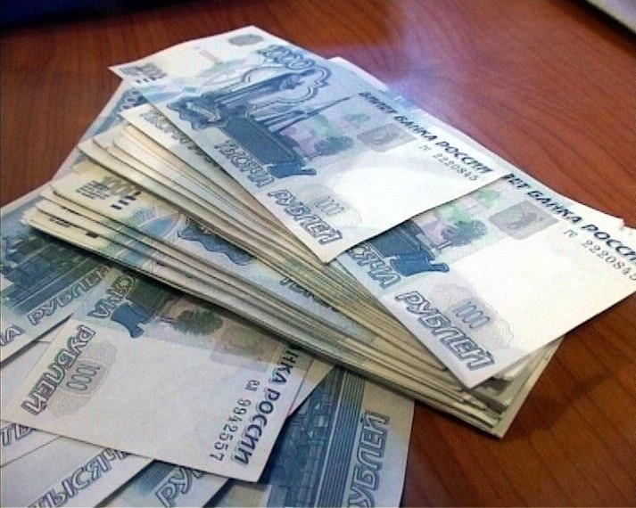 В Коми рабочий вынес из квартиры пенсионерки 50 тысяч рублей