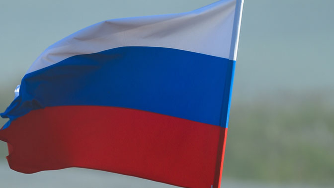 Скандал в Сосногорске: флаг России опять повесили неправильно