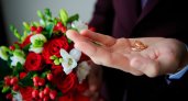"Разгорелся скандал": в российском городе ЗАГС зарегистрировал брак между отцом и дочерью