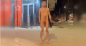 Обнаженный мужчина прошелся по улицам одного из городов Коми