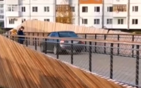 Катания автоледи по Набережной Газовиков в Ухте вызвало общественный резонанс