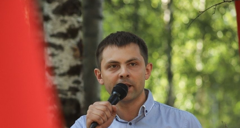 Коммунист из Ухты обвинил Олега Михайлова в "антипартийной активности"