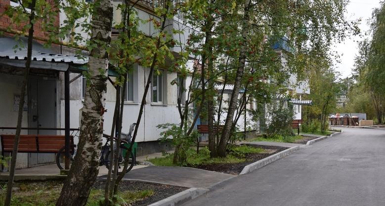 В Ухте заканчиваются масштабные работы по ремонту дворов