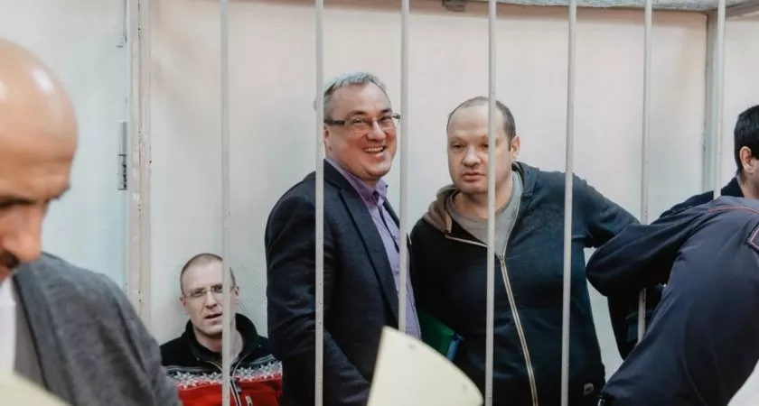 Фото к статье: Суд не поменял наказание Вячеславу Гайзеру