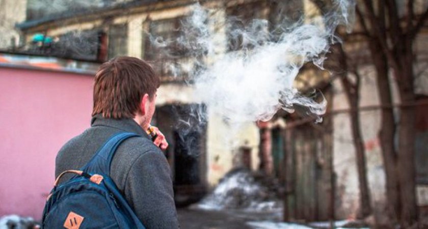 Для россиян хотят полностью запретить вейпы и электронные сигареты