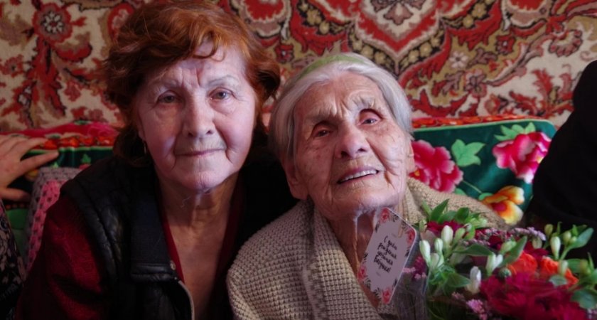 В Коми труженица тыла и ветеран труда отметила свой 100-летний юбилей 
