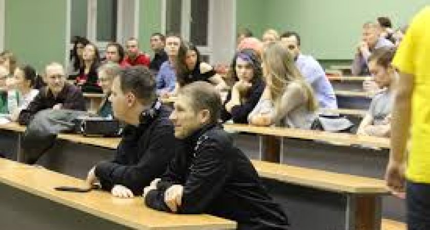 Беженцы из ДНР и ЛНР смогут поступить в российские ВУЗы без экзаменов