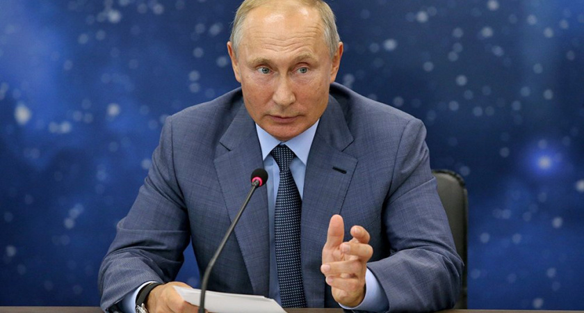 Путин одобрил "карантинные каникулы"