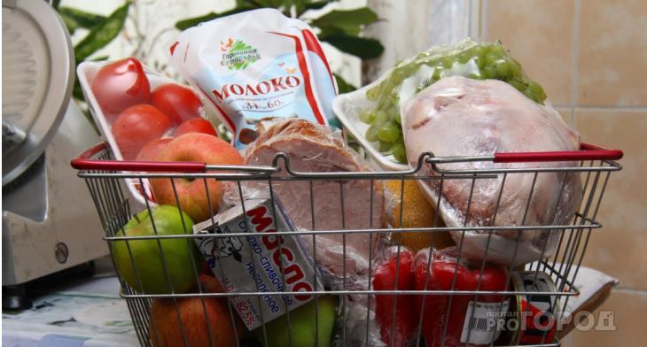 В Коми за неделю подорожали сосиски, сахар и бензин