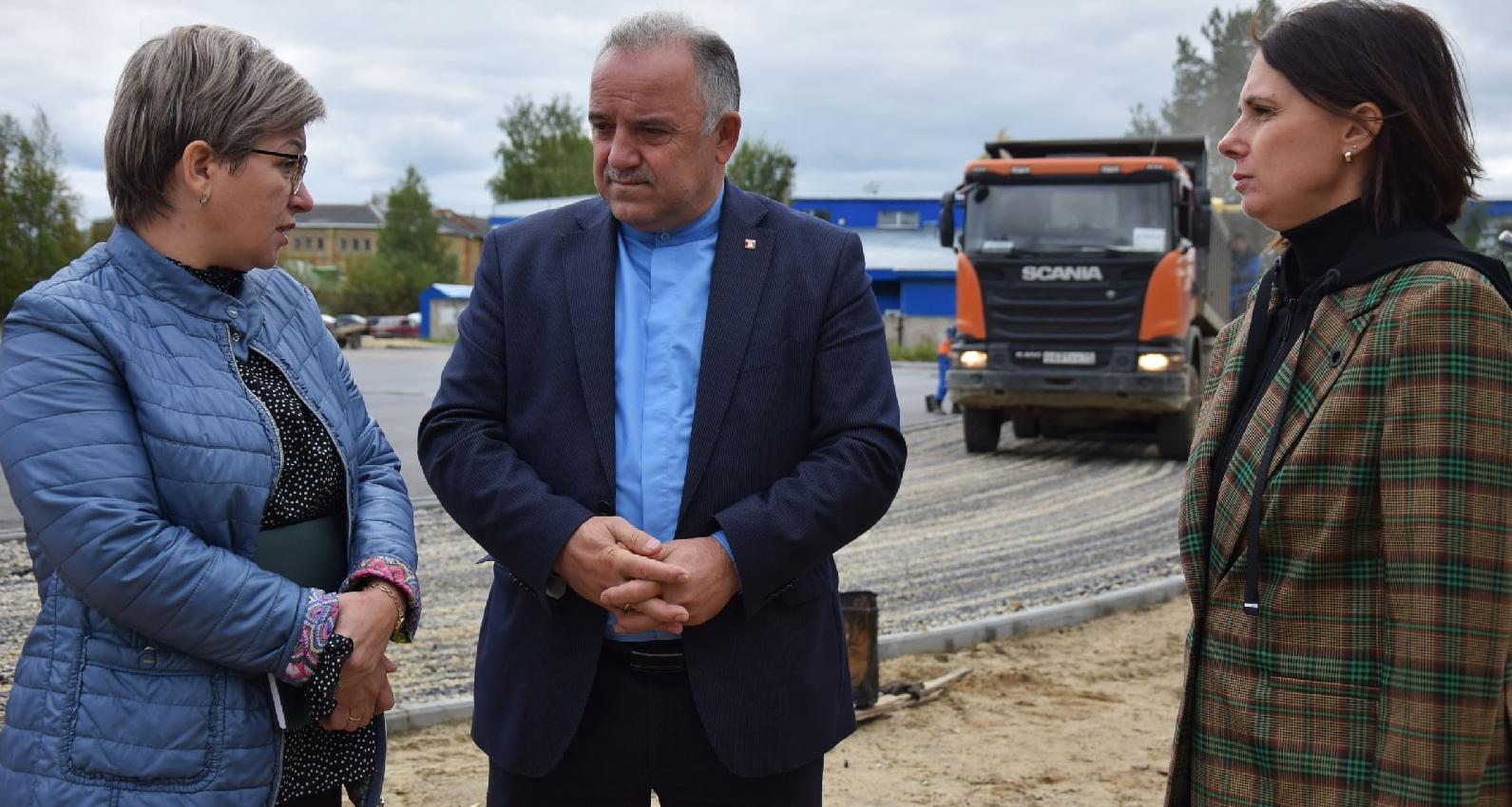 Министр спорта Коми посетила строительство нового ФОКОТа в Ухте