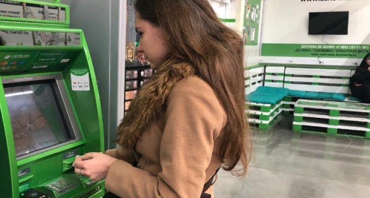 Жительница Коми перевела мошенникам деньги 186 раз