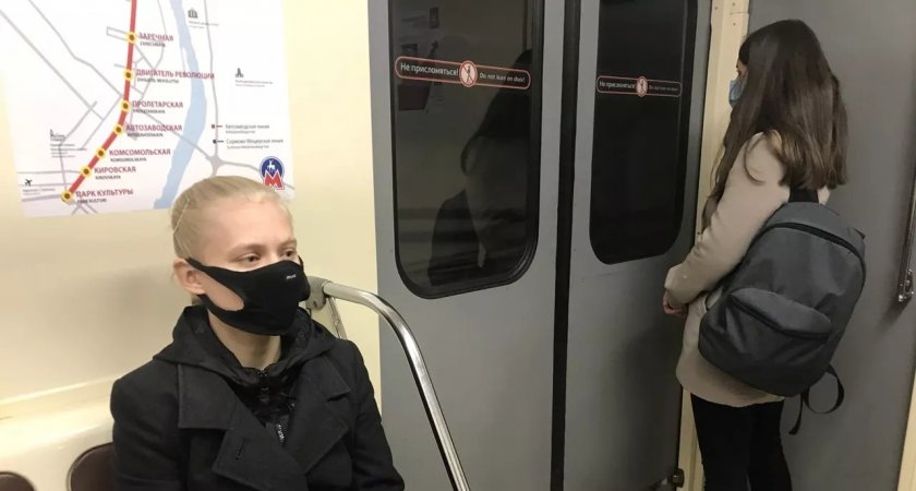 В России появятся законопроекты о QR-кодах в общественном транспорте, магазинах и кафе