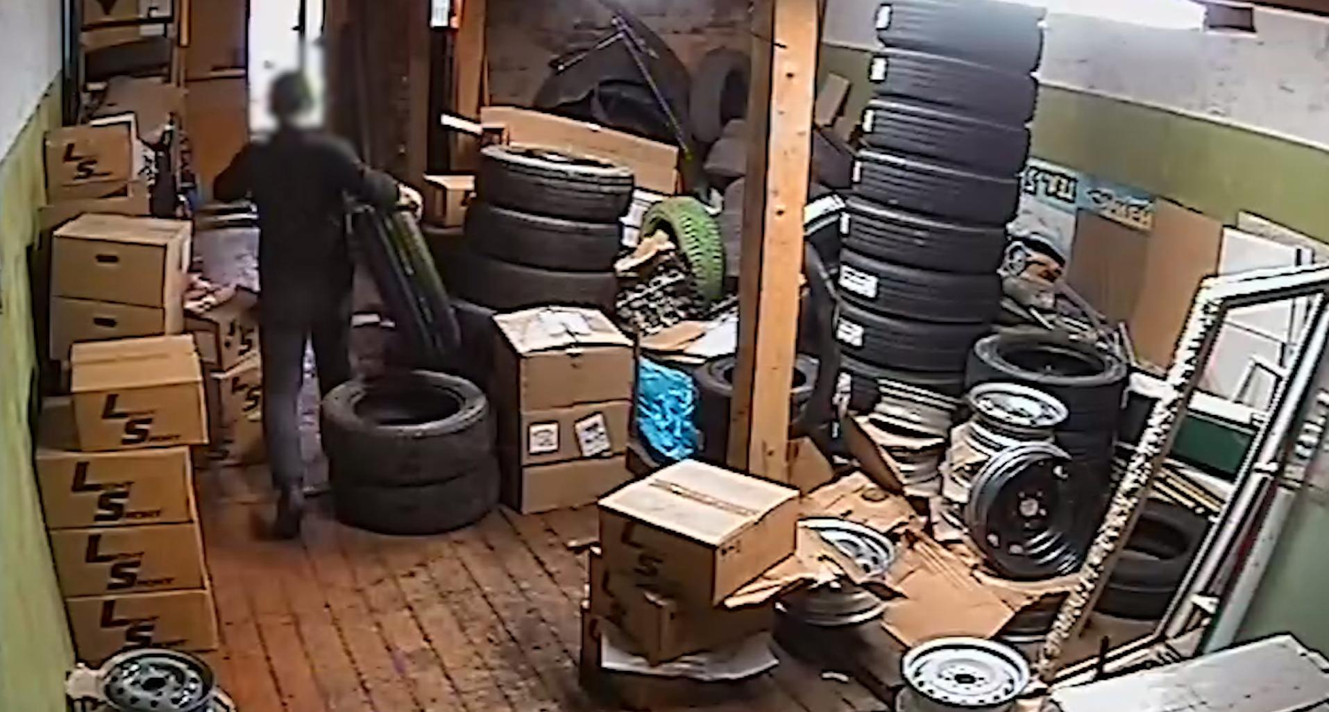 Предприимчивый сосногорец пытался украсть стройматериалы, которые "плохо" лежали