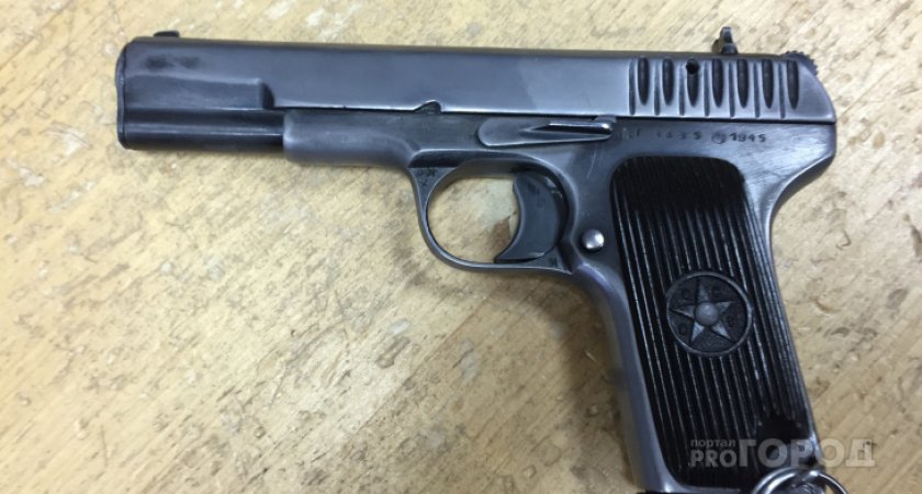 Жителя Коми осудят за переделку сигнального пистолета в огнестрел