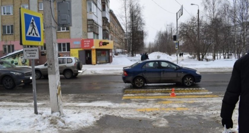 Житель Ухты сбил девушку на пешеходном участке дороги