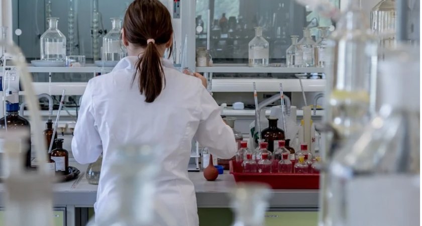 Роспотребнадзор: "В России дети до 10 лет могут заразиться неизученным гепатитом"