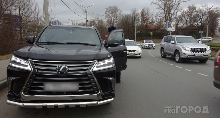 В России подешевели машины