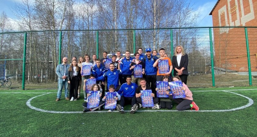Футболисты "Ухты" провели мастер-класс для подростков Сосногорска