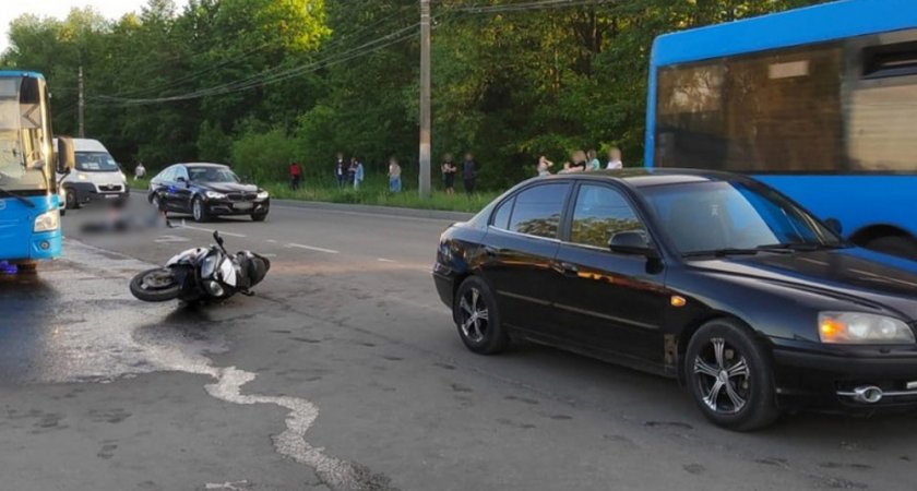  В Республике Коми в аварии скончался мотоциклист