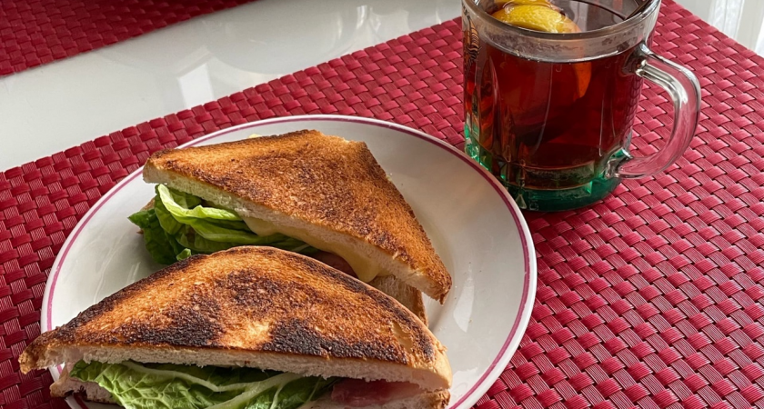 "Есть на ночь вредно": врача рассказал о вреде ночного питания