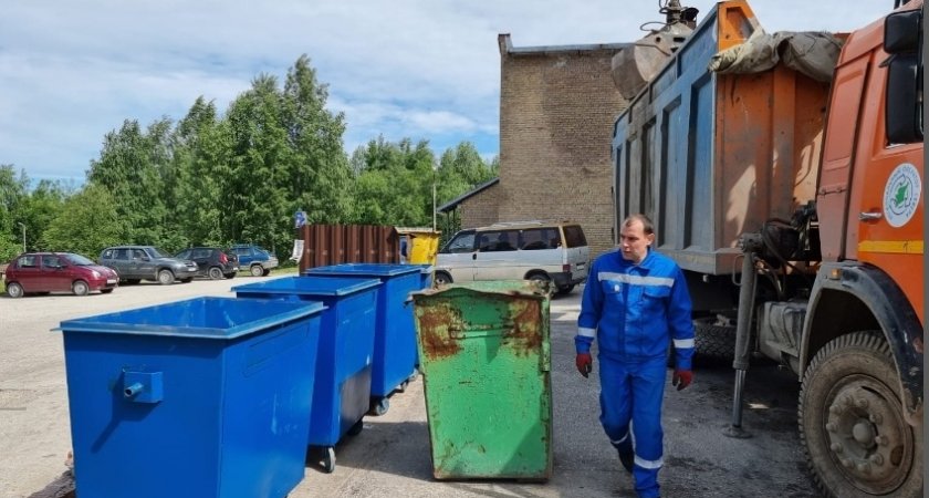 В Сосногорске обновляют мусорные контейнеры