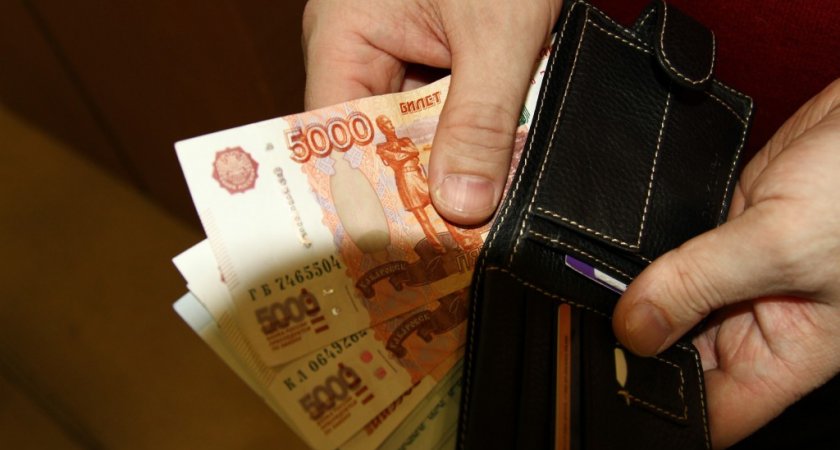Средний уровень зарплат в Коми приближается к 70 000 рублей