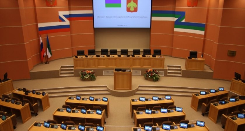 Депутата-иноагента из Коми лишили зарплаты