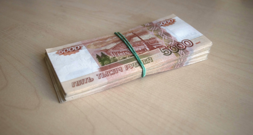 Из сумки ухтинской старушки похитили миллион рублей