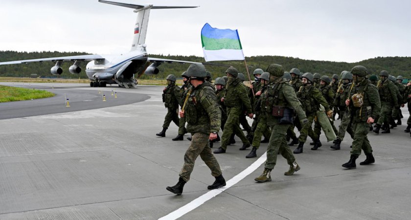Стрелковая рота "Коми" береговых войск Северного флота отправилась на Украину