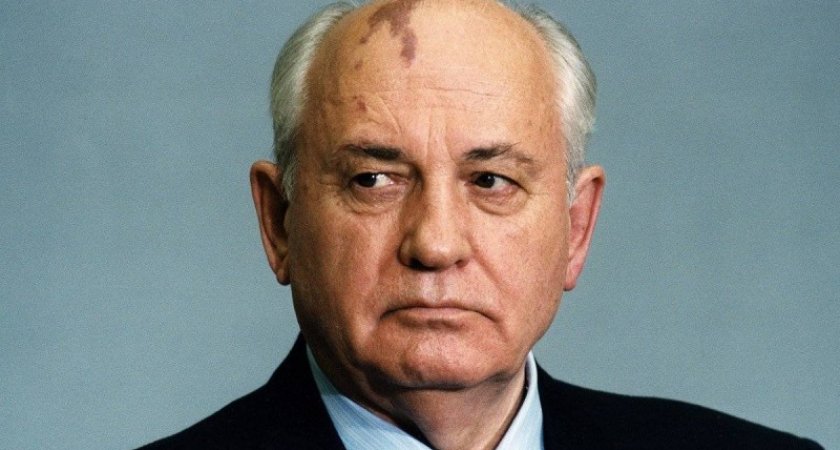 "Ушла легенда": На 92-м году жизни умер Михаил Горбачев