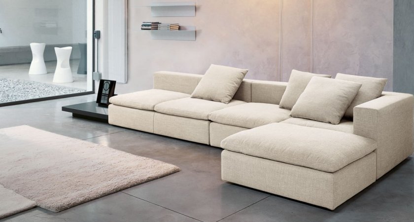 Импортируемая в Россию мебель может подорожать на 60%