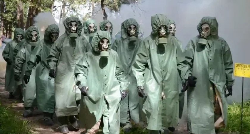 "Угроза есть": ВС РФ привели силы в готовность к выполнению задач в условиях радиации