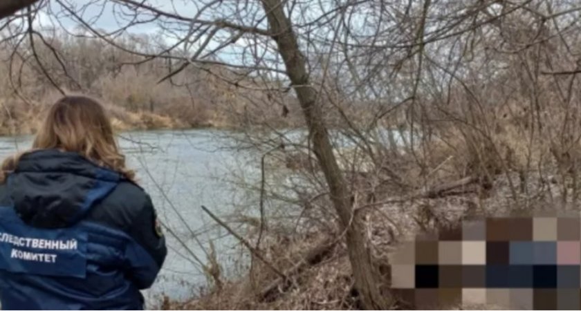 При уборке в зарослях реки найдена сумка с частями человеческого тела