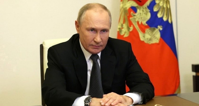 Путин ввел уголовную ответственность за осквернение георгиевской ленты