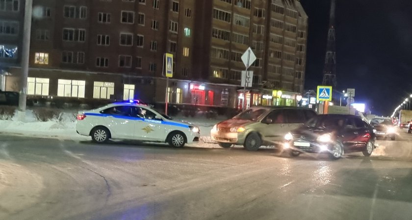 В Ухте на набережной Газовиков пострадала пешеход