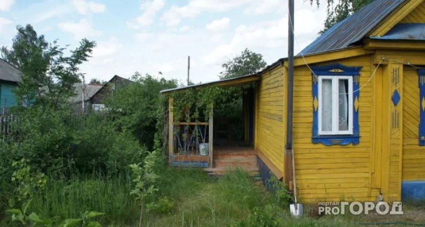В России думают забирать садовые участки и дачи за долги