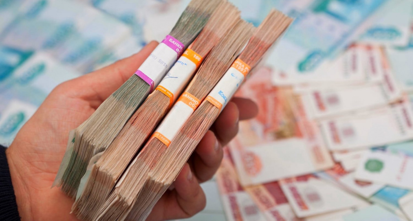 Центробанк оценил вероятность понижения и повышения ключевой ставки в 2023 году