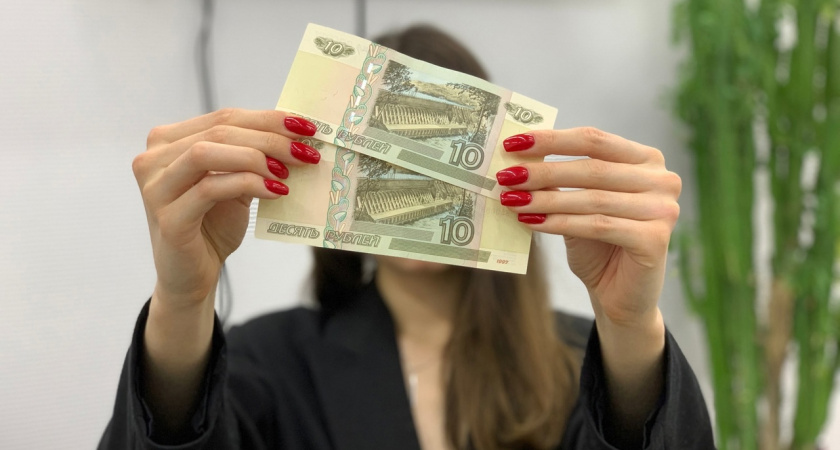 В Коми женщины ищут работу с зарплатой в 55 тысяч рублей