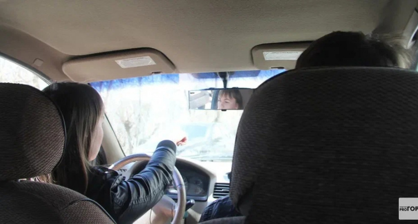 Жителям Коми хотят разрешить тратить региональный маткапитал на покупку машины