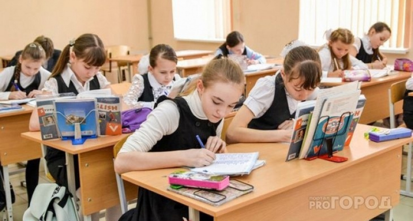 В России появился первый учебник истории с разделом по спецоперации