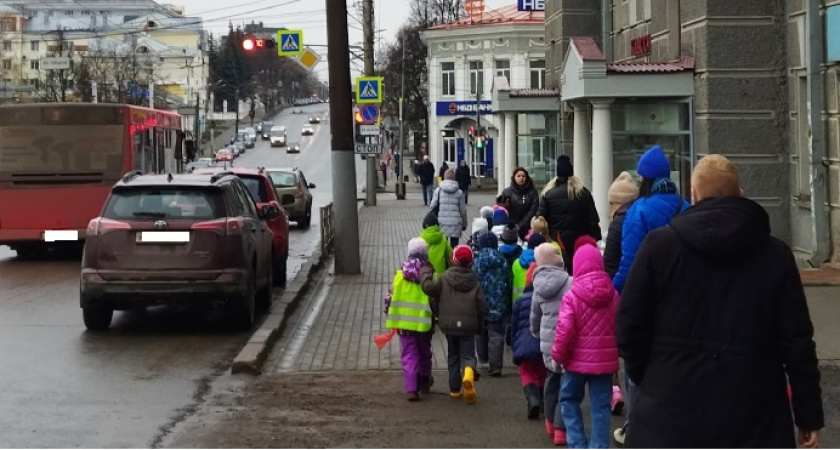 В России официально запретили продажу детям вейпов