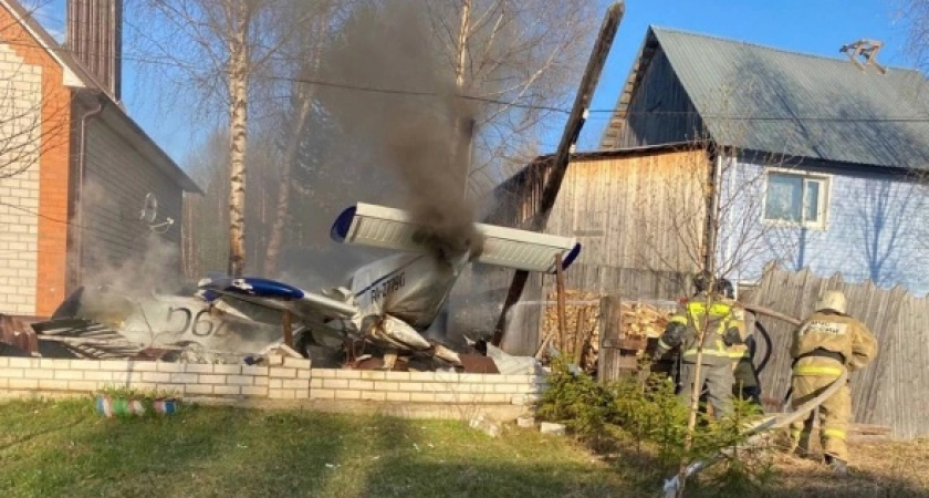 Появилась новая информация о пострадавших: в Коми самолет упал рядом с жилым домом