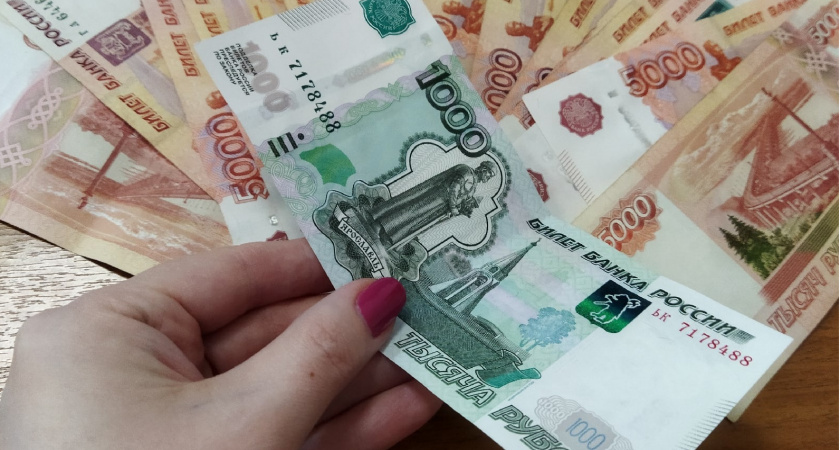 Жительница Ухты заплатила долг по алиментам в 908 тысяч рублей ради воссоединения с детьми