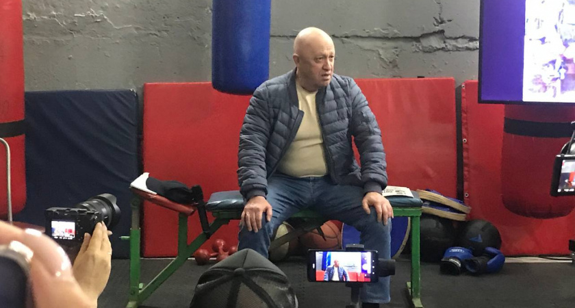 "Им нужны еда, вода и место, где постираться" - Пригожин о всеобщей мобилизации