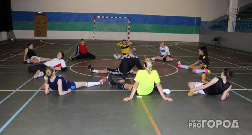 Российских школьников будут допускать на уроки физкультуры только со справкой