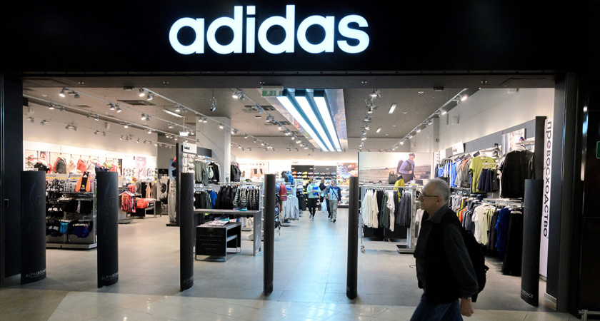 Adidas возвращается в Россию под другим названием